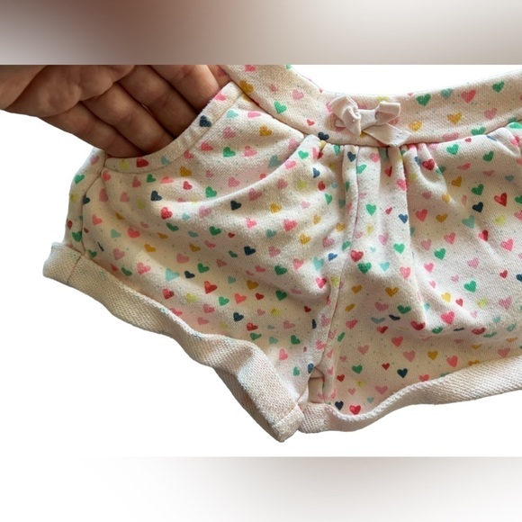 Gap, 6-12M pink shorts w/hearts but runs larger, front pockets - Picture 6 of 6